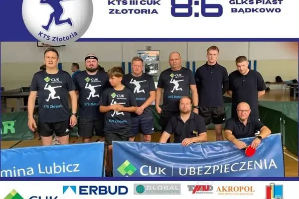 VII liga tenisa stołowego: porażka w Złotorii, debiuty Gapskiego i Możdżenia