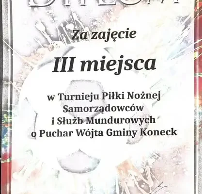 Piłkarze z Gminy Zakrzewo na podium turnieju w Konecku