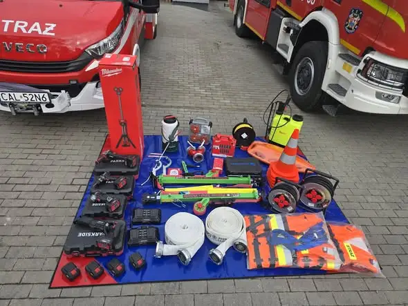 OSP Zakrzewo wzbogaciła się o nowy sprzęt wart 18 tys. zł