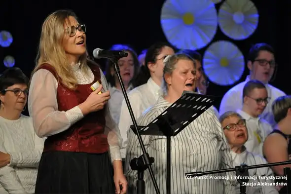 Koncert „Nie bój się wypłynąć na głębię” w Aleksandrowie Kujawskim – muzyczna refleksja nad nauczaniem św. Jana Pawła II
